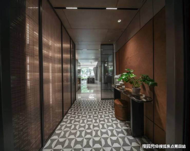 楼处 丨福州保利天悦二期样板间价格户型停车位-容积率-小区环境丨地址-定位尊龙凯时ag旗舰厅网站2025福州保利天悦二期售楼处电话-首页网站-​售(图10)